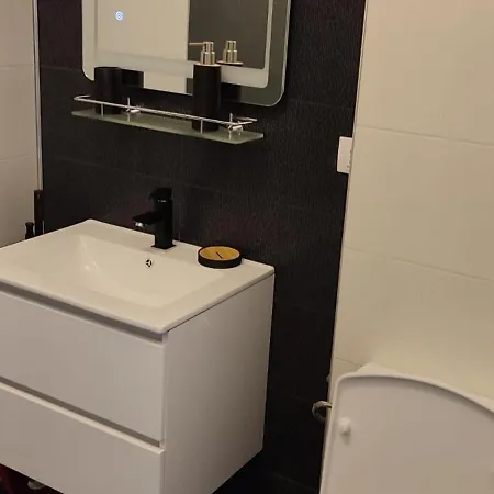 Blue House * Navodari